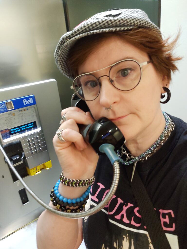 Picture of the artist, Sara Jane Manning